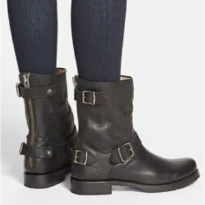 Frye Veronica motorcycle boots booties zipper 7.5
